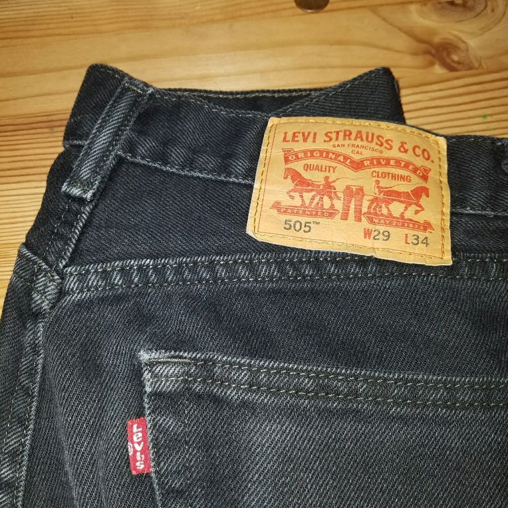 Levis 505